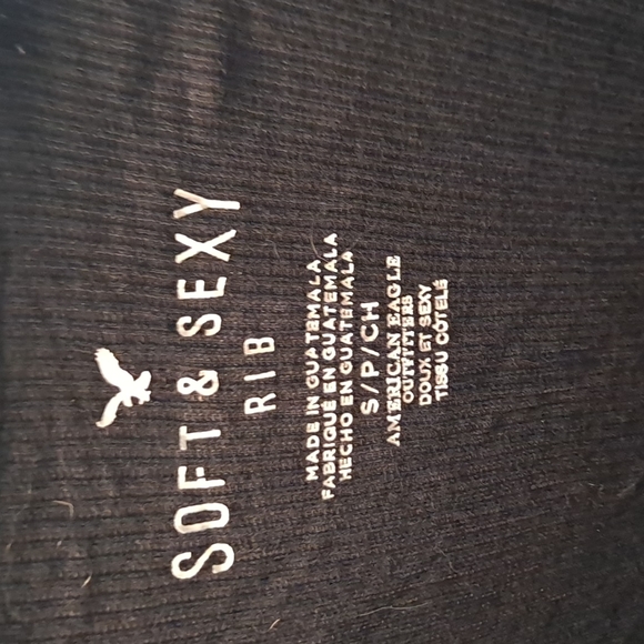 Black top - Picture 3 of 3